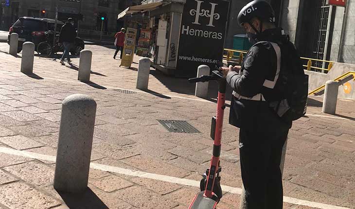monopattini parcheggiati male milano