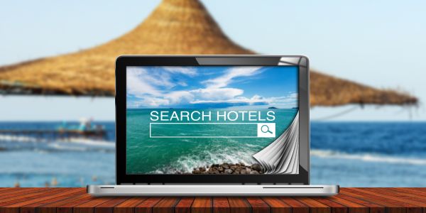 Farsi trovare dagli assistenti AI: la grande sfida per gli hotel 