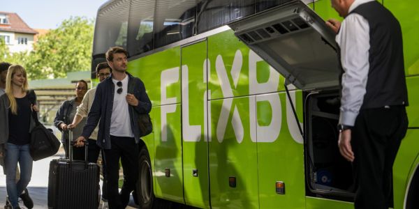 FlixBus lancia il portale di bordo FlixPortal