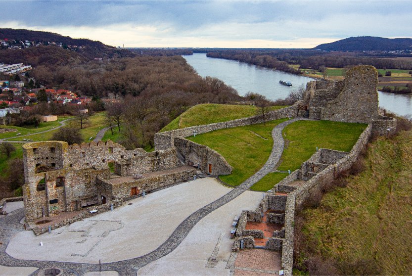 castello devin bratislava